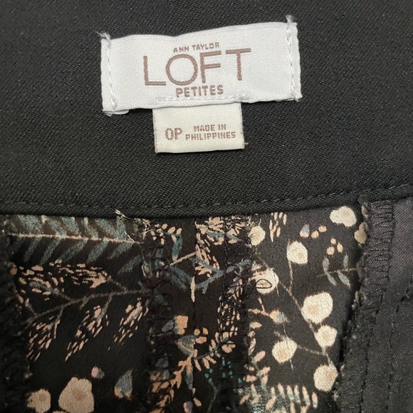 Loft Floral Lightweight Pants - Picture 3 of 3